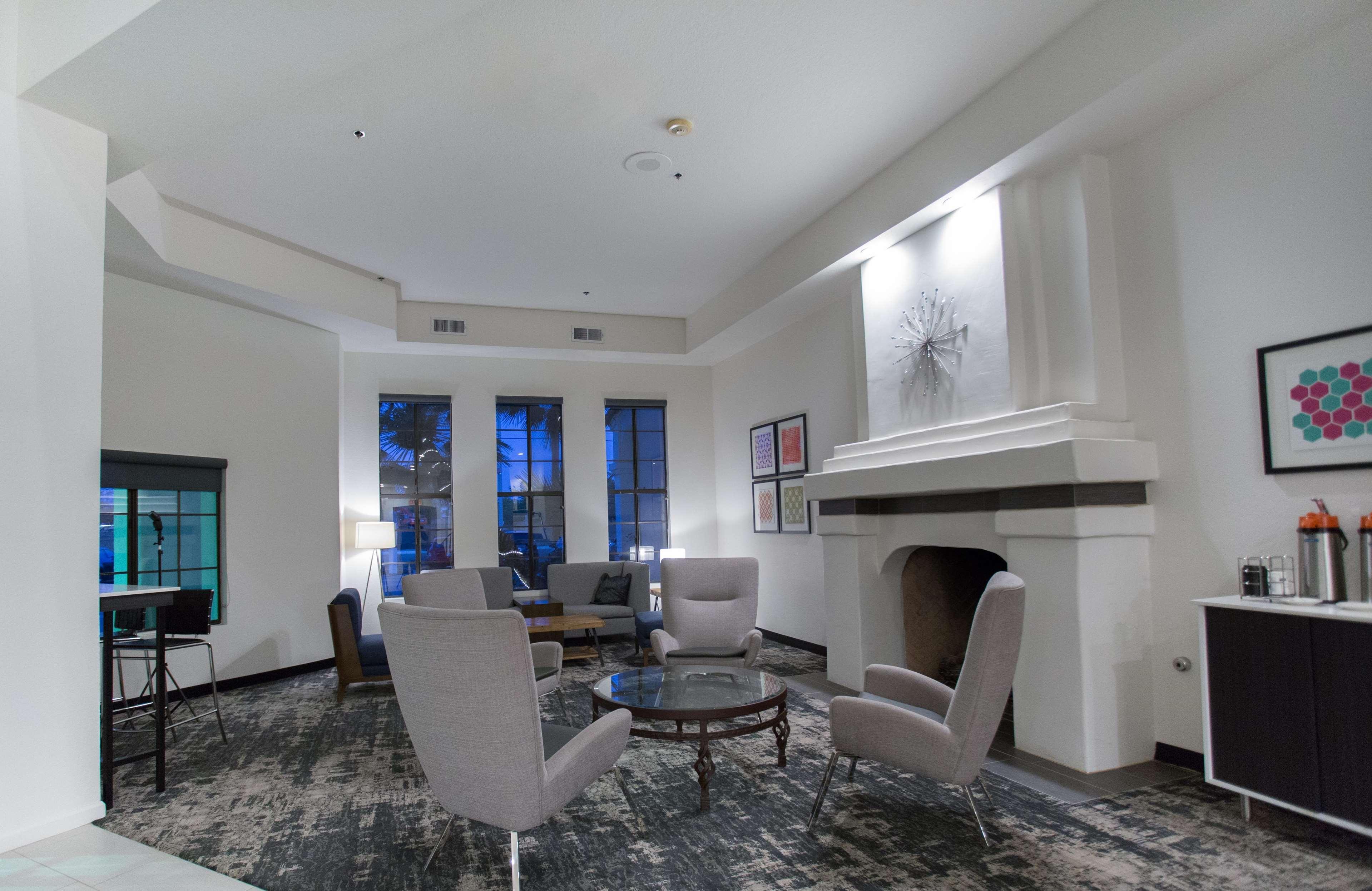 Best Western Posada Royale Hotel & Suites Simi Valley Exterior photo
