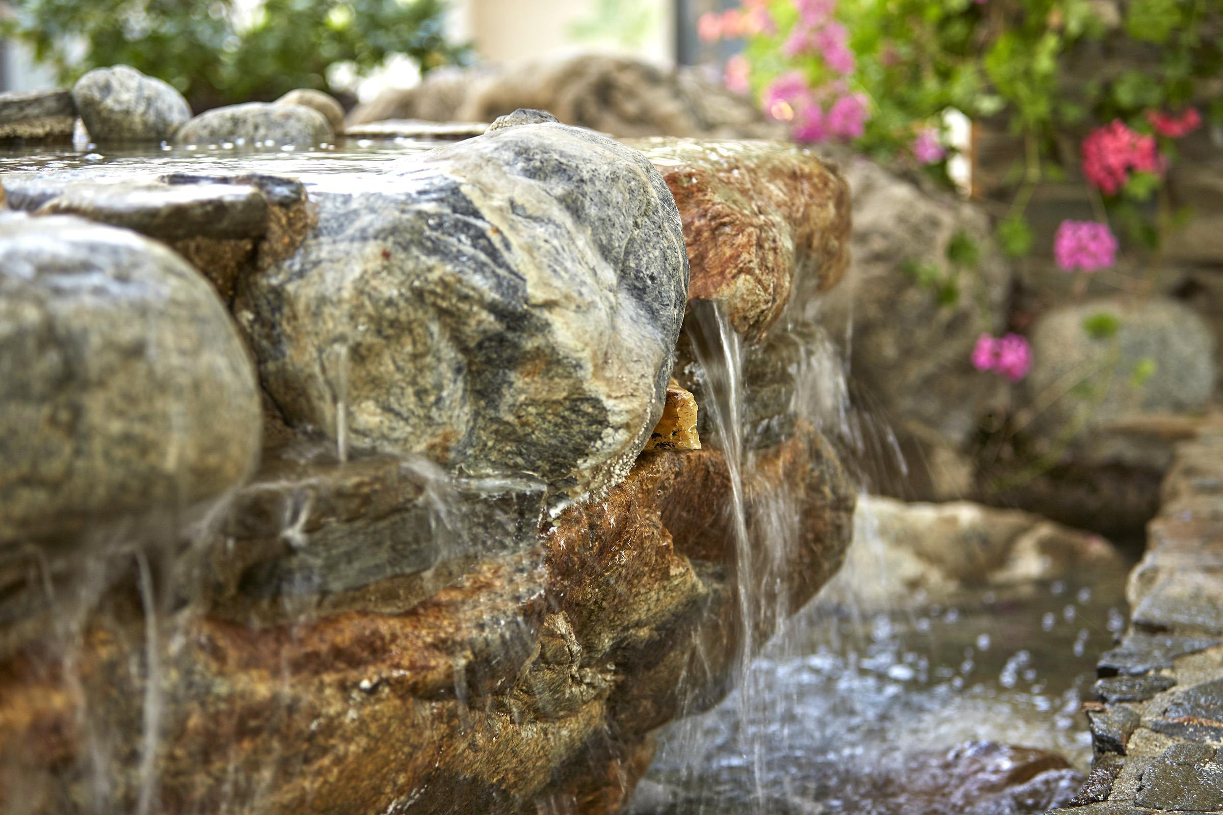Best Western Posada Royale Hotel & Suites Simi Valley Exterior photo
