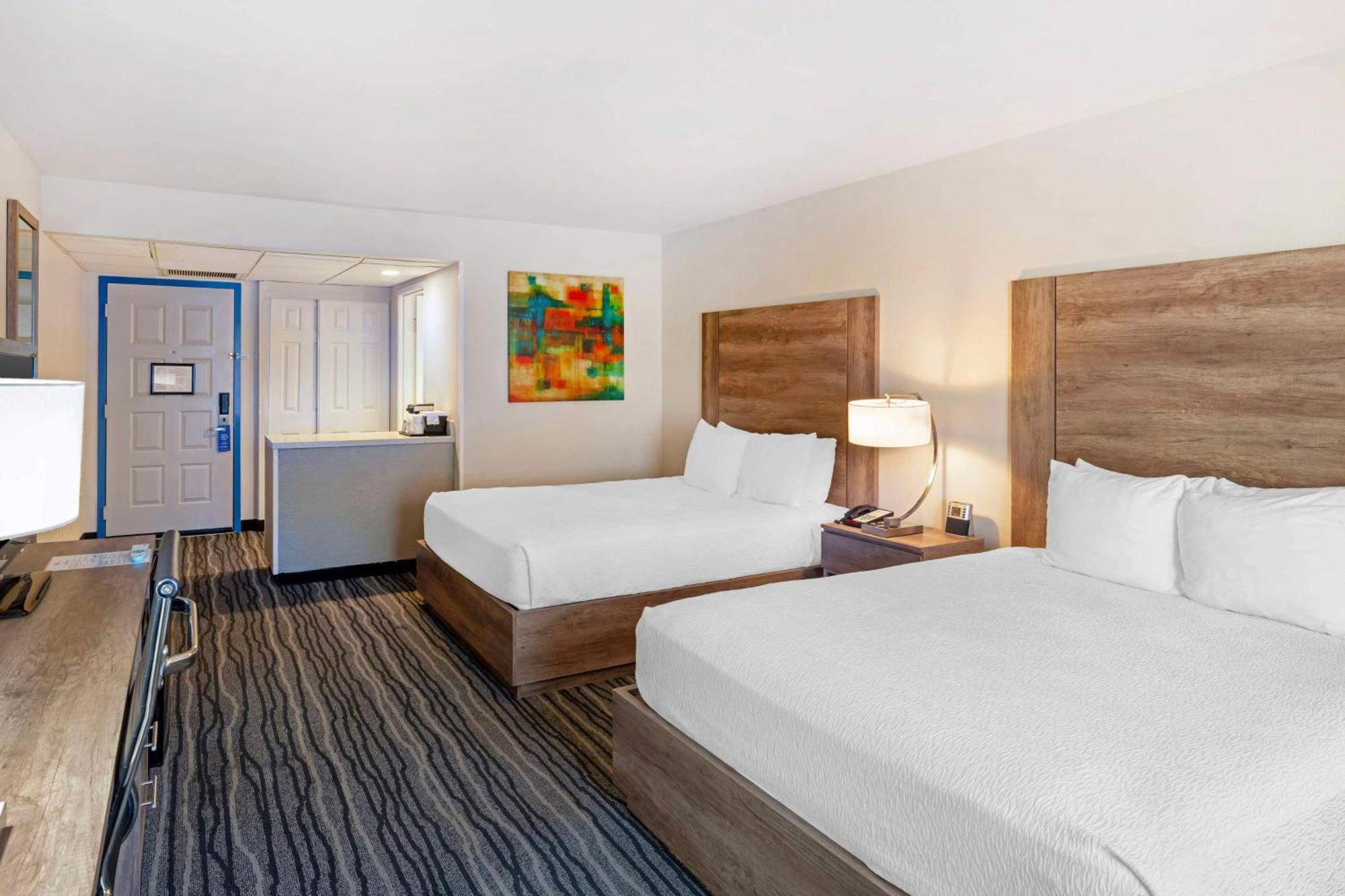 Best Western Posada Royale Hotel & Suites Simi Valley Exterior photo