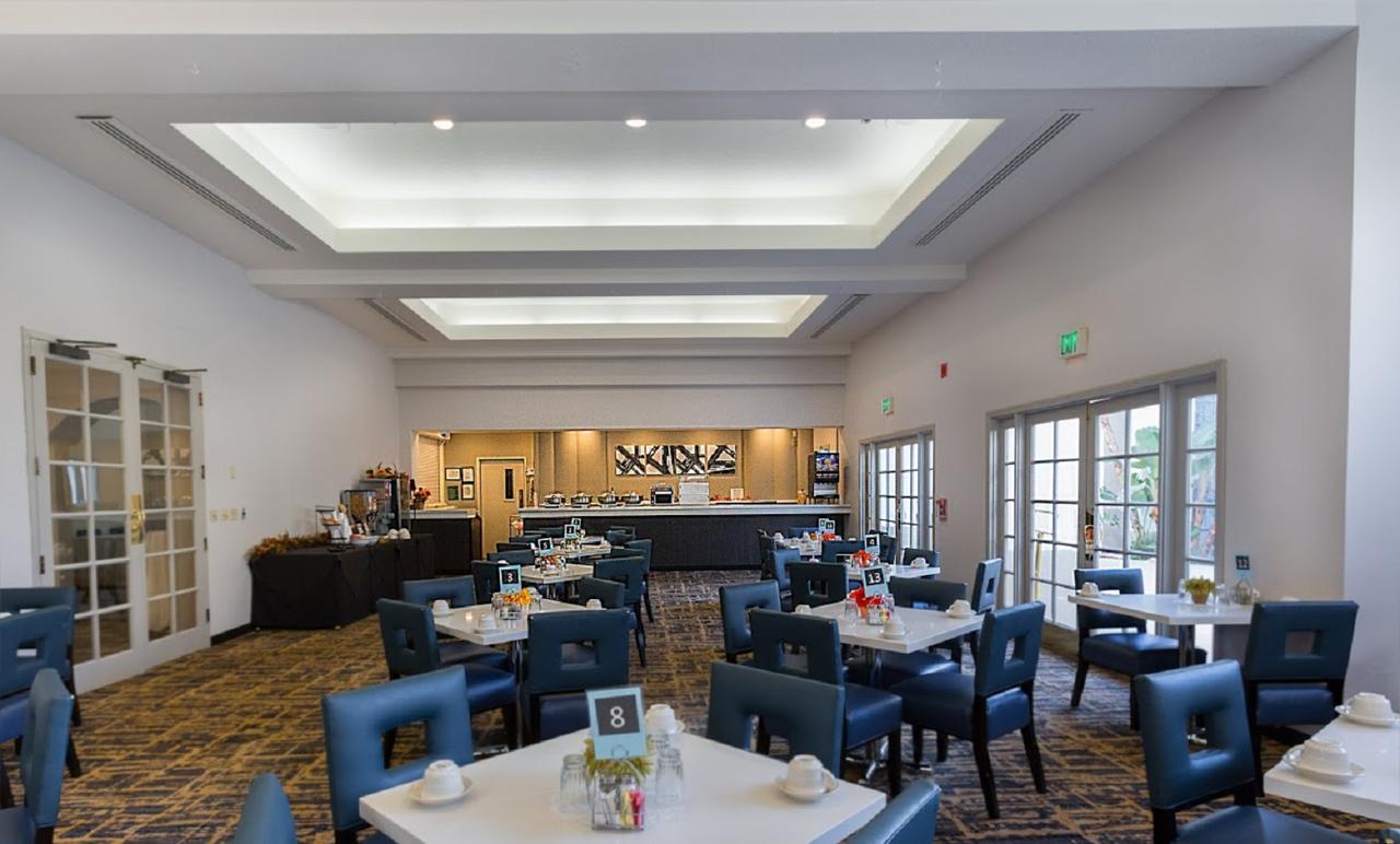 Best Western Posada Royale Hotel & Suites Simi Valley Exterior photo